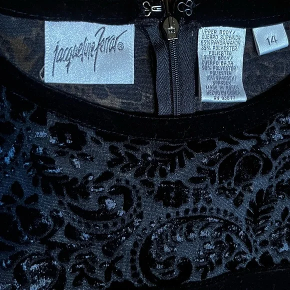 Jacqueline Ferrar Black Velvet Patterned Top - Picture 3 of 5